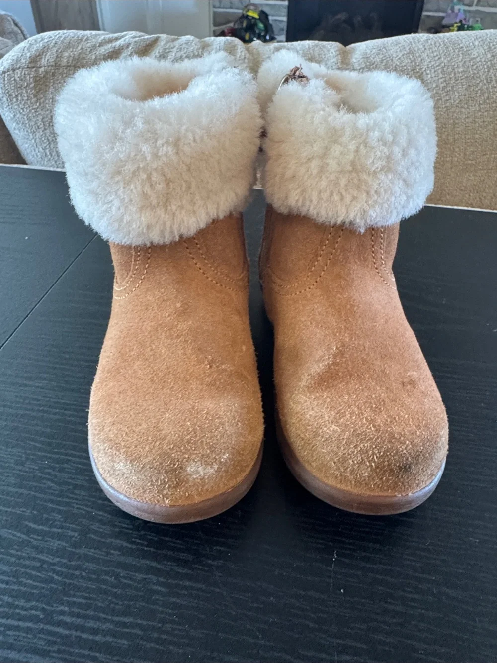 N/A toddler ugg